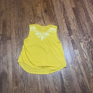 Old Navy yellow top